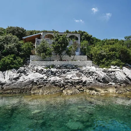 Awesome In Osobjava With House Sea View Holiday home
